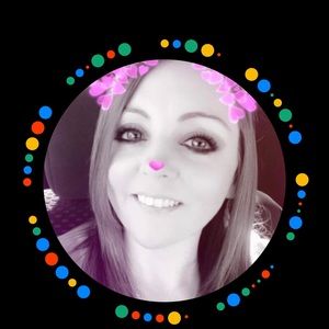 Meet your Posher, Desiree